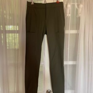 Athleta wander stash skinny pant
